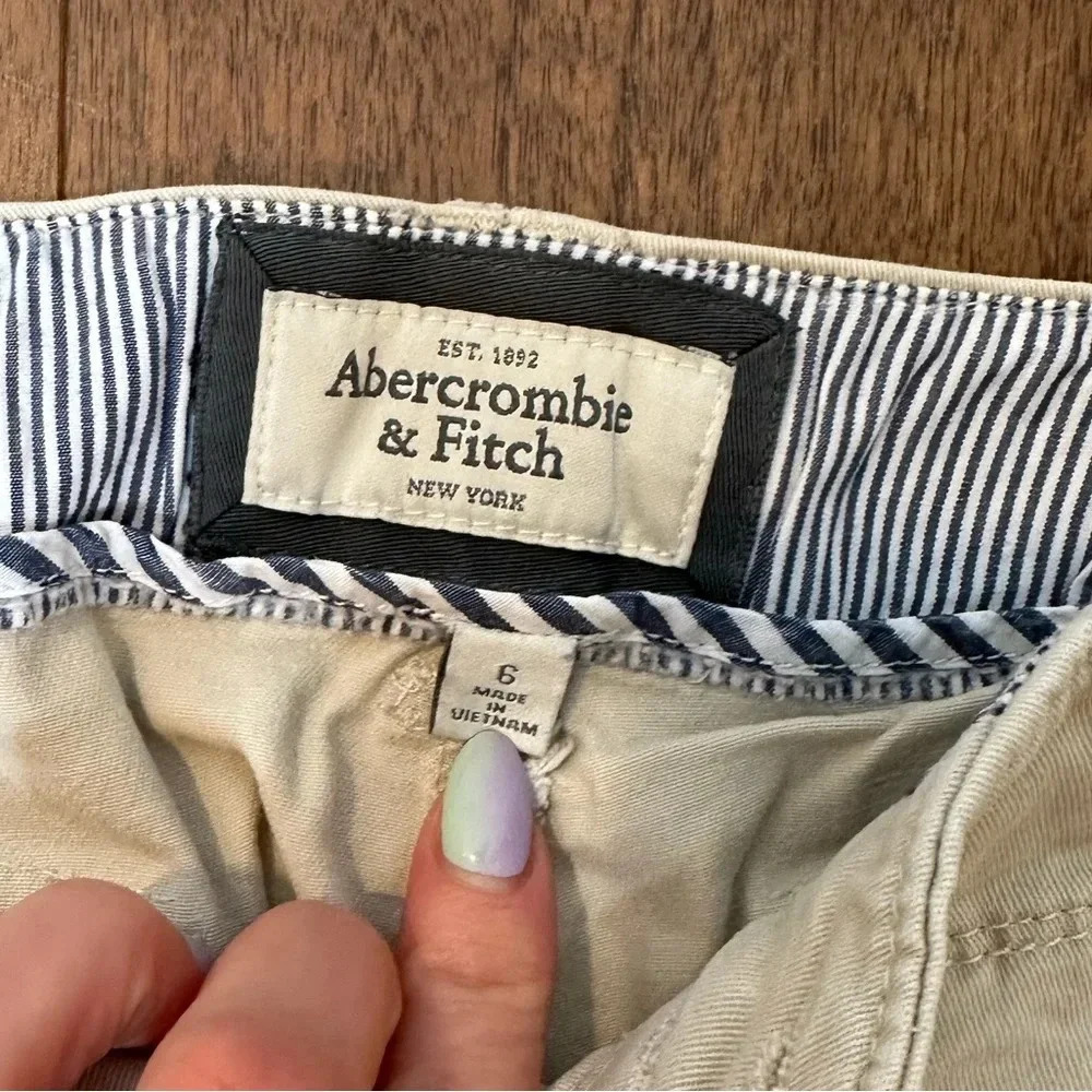 Abercrombie & Fitch Stretch Cotton Shorts Sz. 6 - Picture 2 of 4